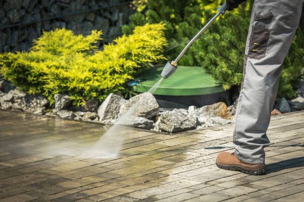 Professional Pressure Washing Services in Iola, WI